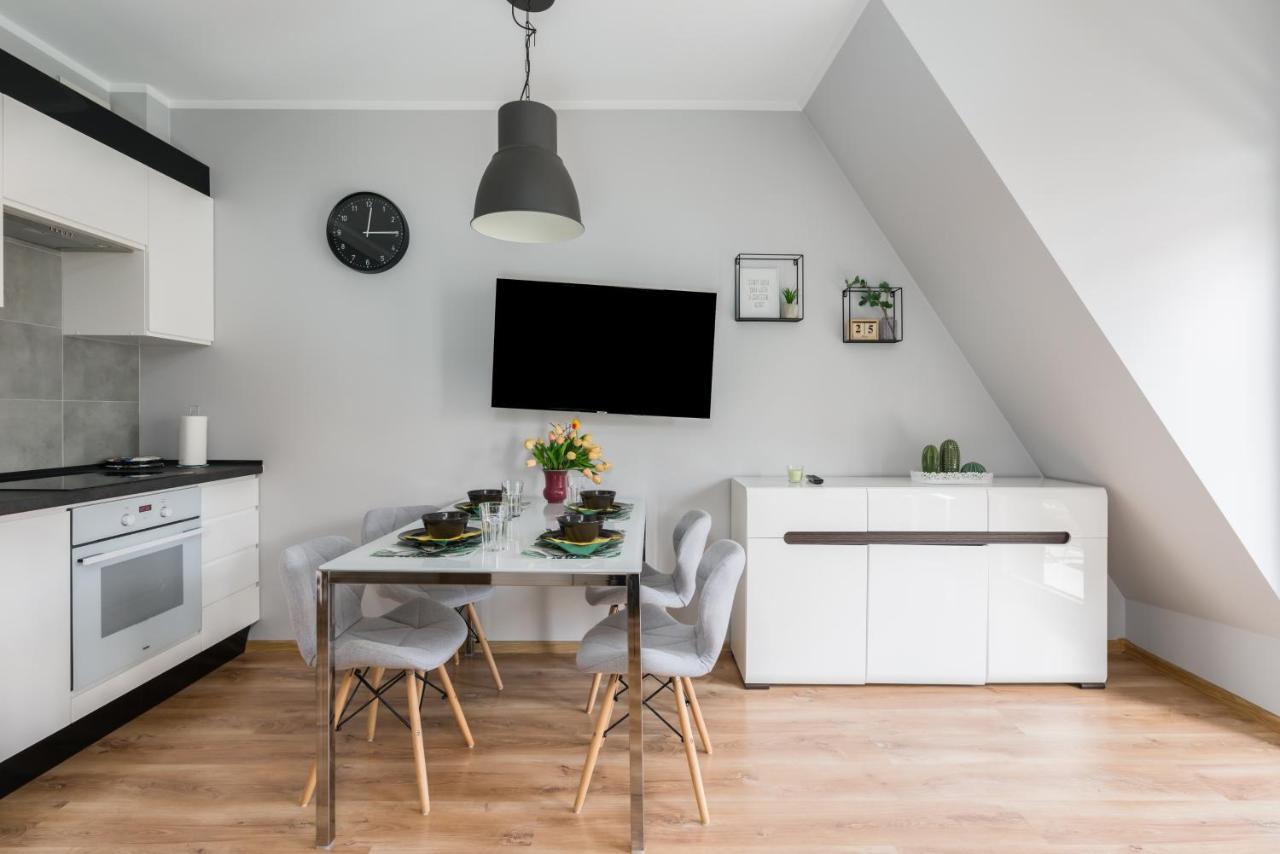 Apartment Rozana Poznan By Noclegi Renters Exterior photo