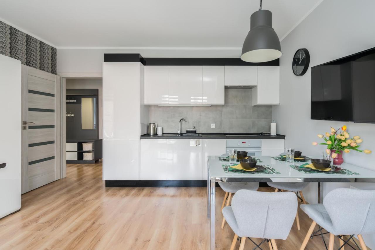 Apartment Rozana Poznan By Noclegi Renters Exterior photo